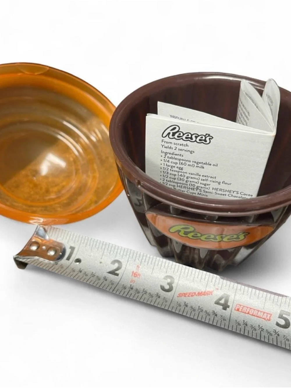 Reeces Microwave Cupcake maker holder cake
